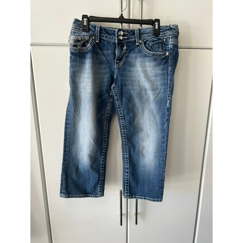 Vigoss The Chelsea Capri Blue Denim Jeans Embellished Size 9/10 Medium Wash